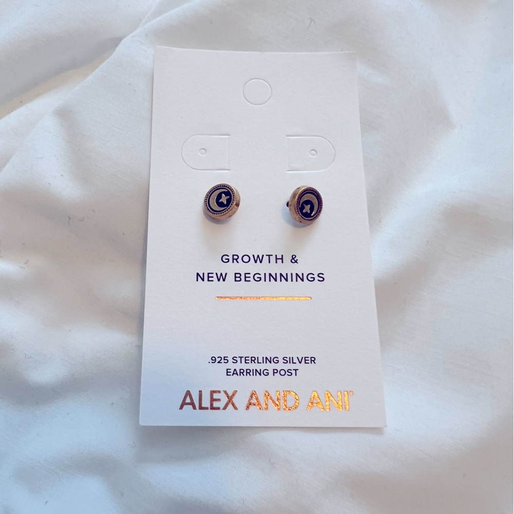 Alex and Ani nwt Crescent Moon Stud Earrings 🌙